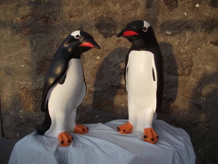 3D Gentoo Model Penguin Statues
